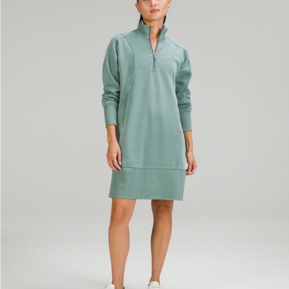 Softstreme ™ Long-Sleeve
Half-Zip Dress